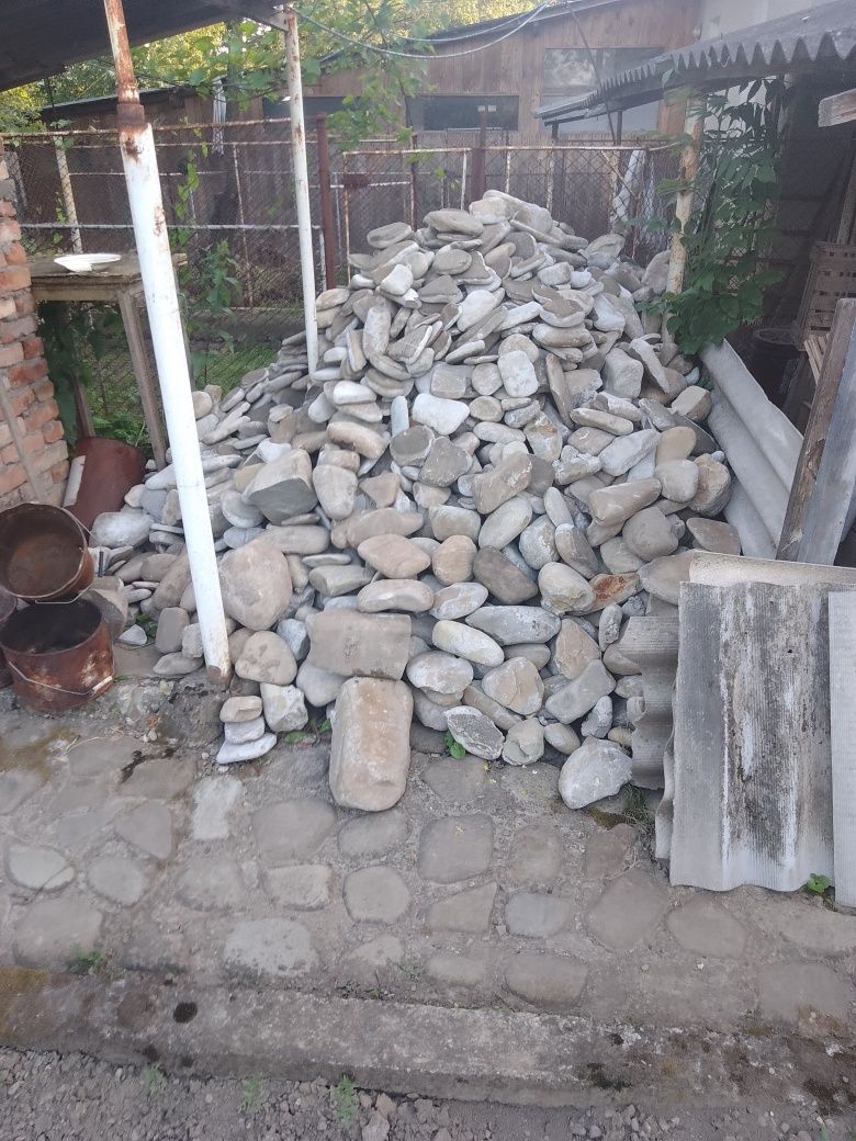 Камінь будівельний