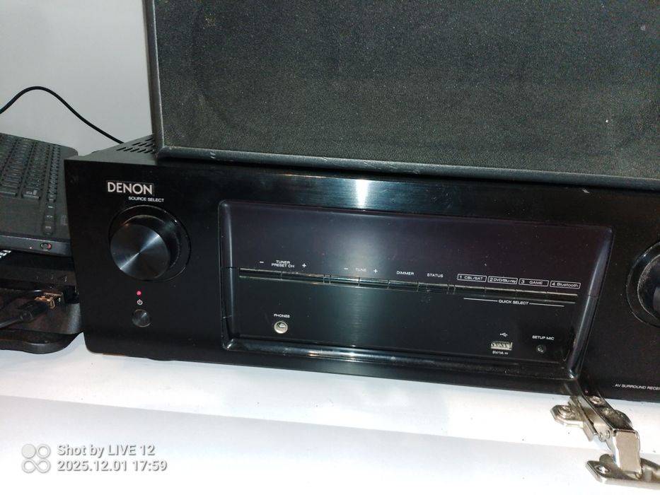 Kino domowe DENON AVR- x520bt