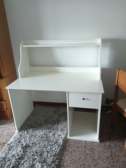 Secretaria IKEA Banca