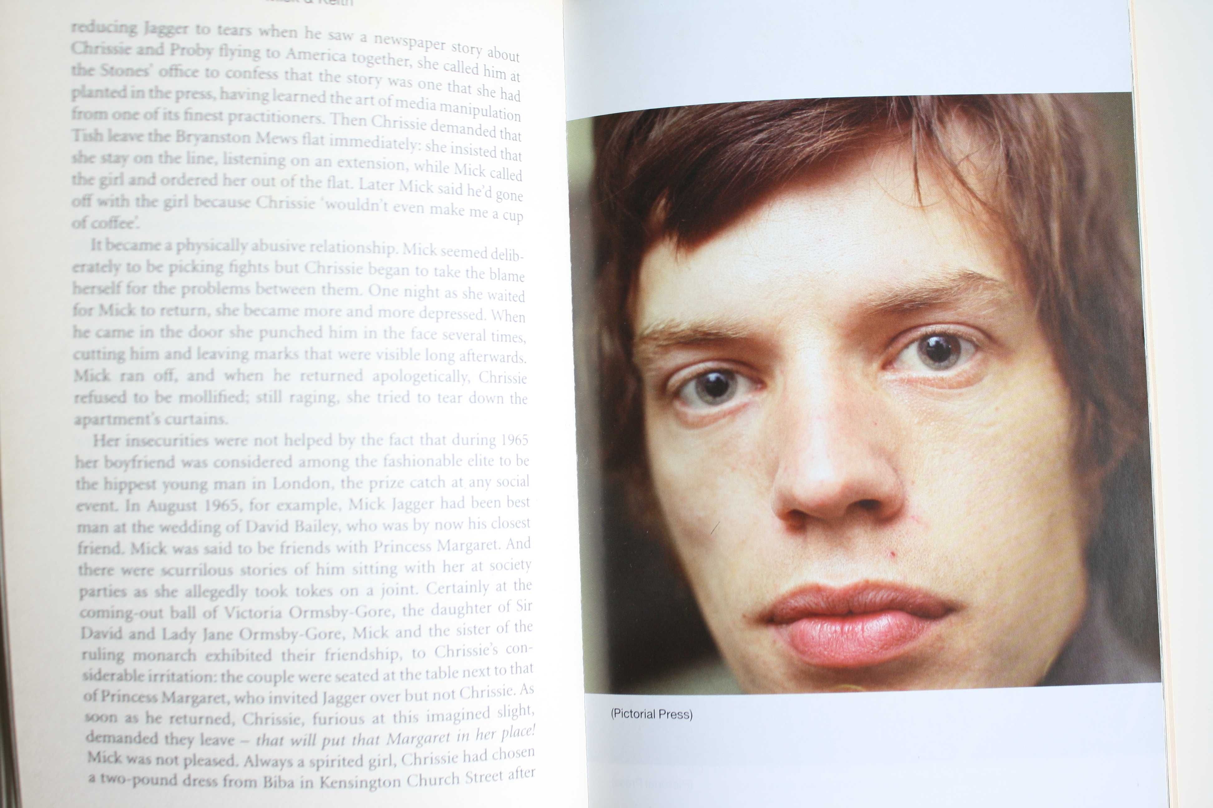 Mick & Keith - Chris Salewicz, English book (The Rolling Stones)