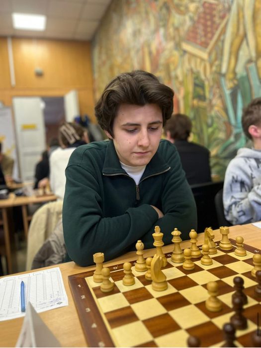 Тренер з шахів / Тренер по шахматам