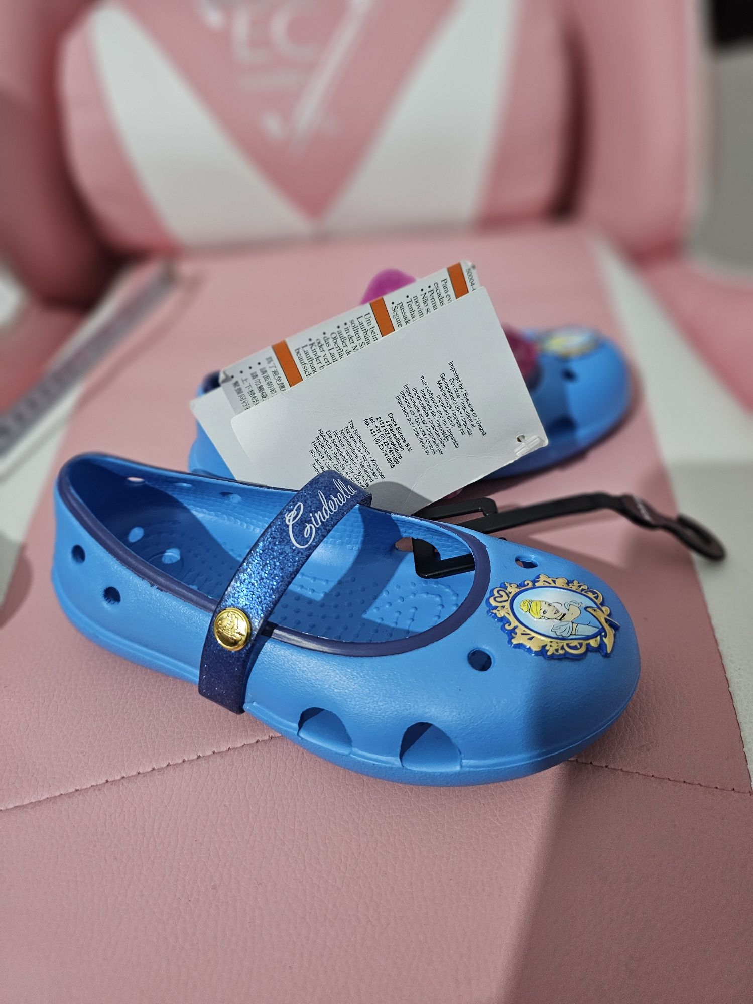 Buty crocs nowe Eu 25-26