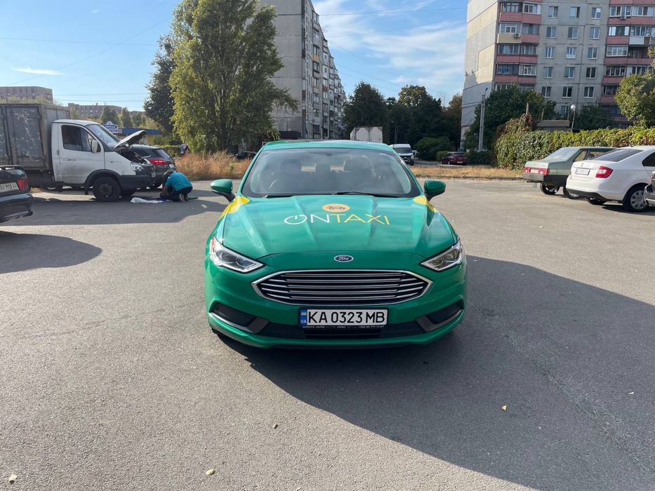 Аренда авто под такси / Ontaxi бизнес класс бренд форд гибрид