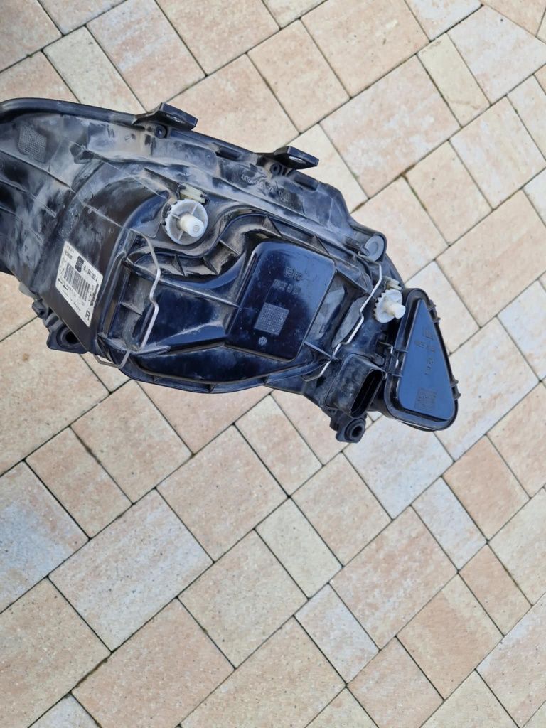 Lampa przednia Seat Ibiza III