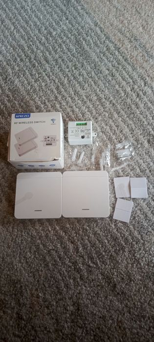 Bezprzewodowy przełącznik świateł RF marki Apkezel