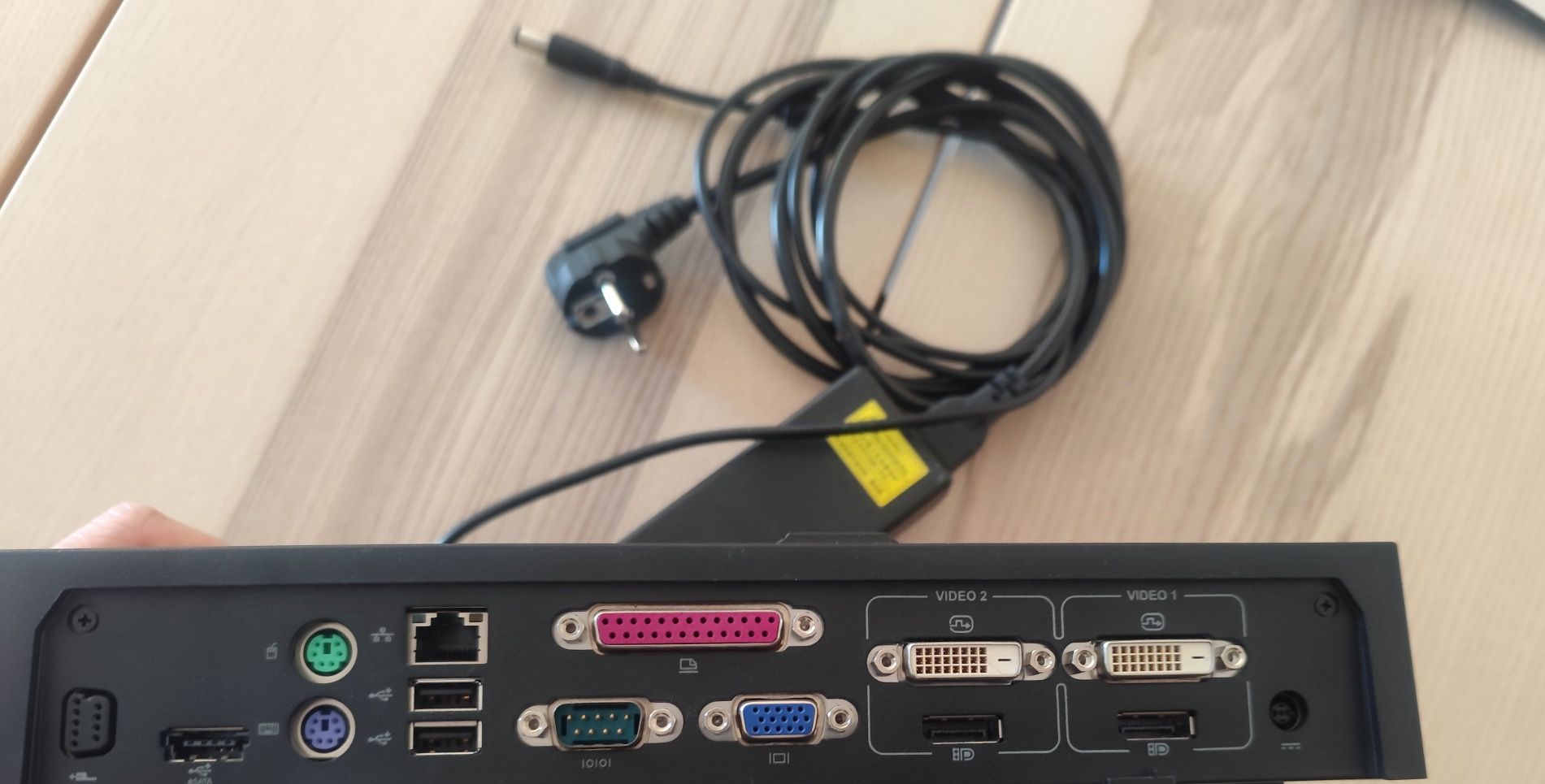 Dock station para portátil DELL