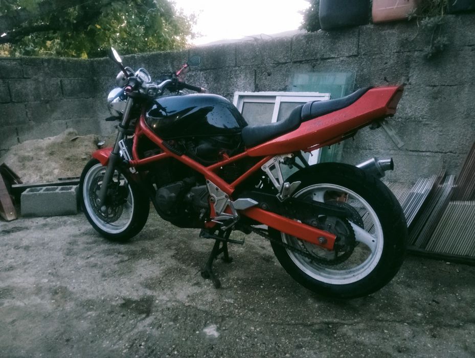 Suzuki bandit 400