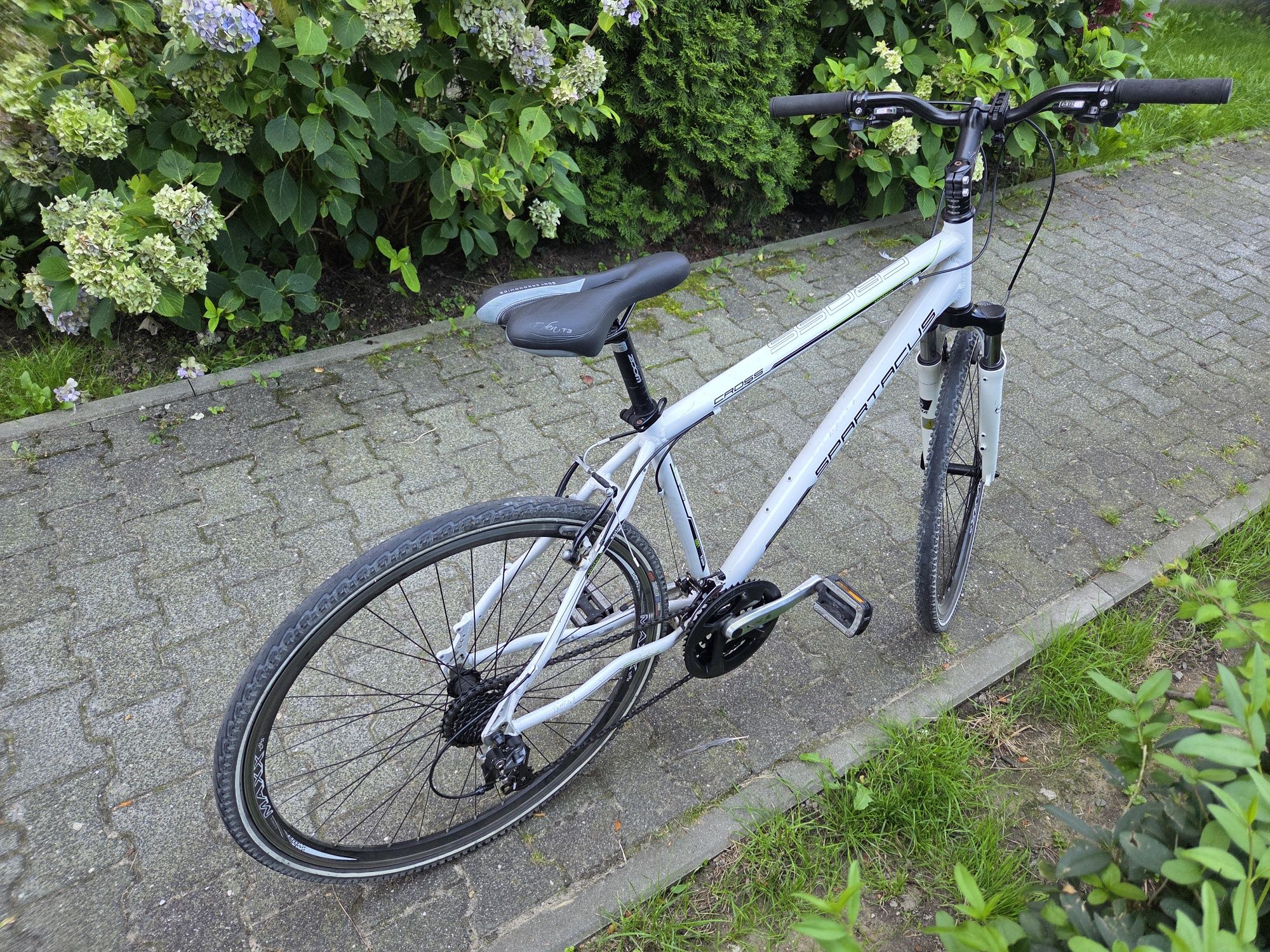 Rower męski crossowy Spartacus koła 28" stan bdb