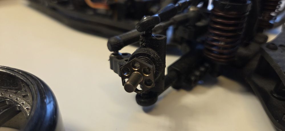 Yokomo YD2-S drift RC + serwo gratis