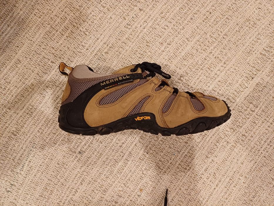 Vendo tenis marca Merrell