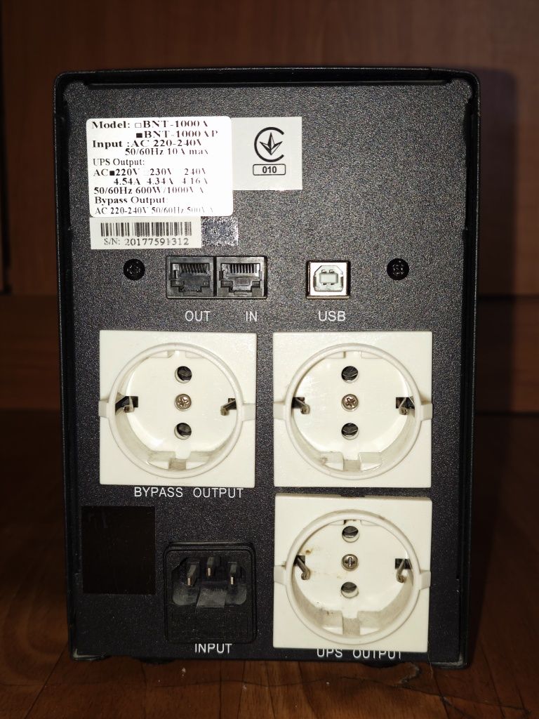 Продам безперебійник Powercom BNT-1000AP.