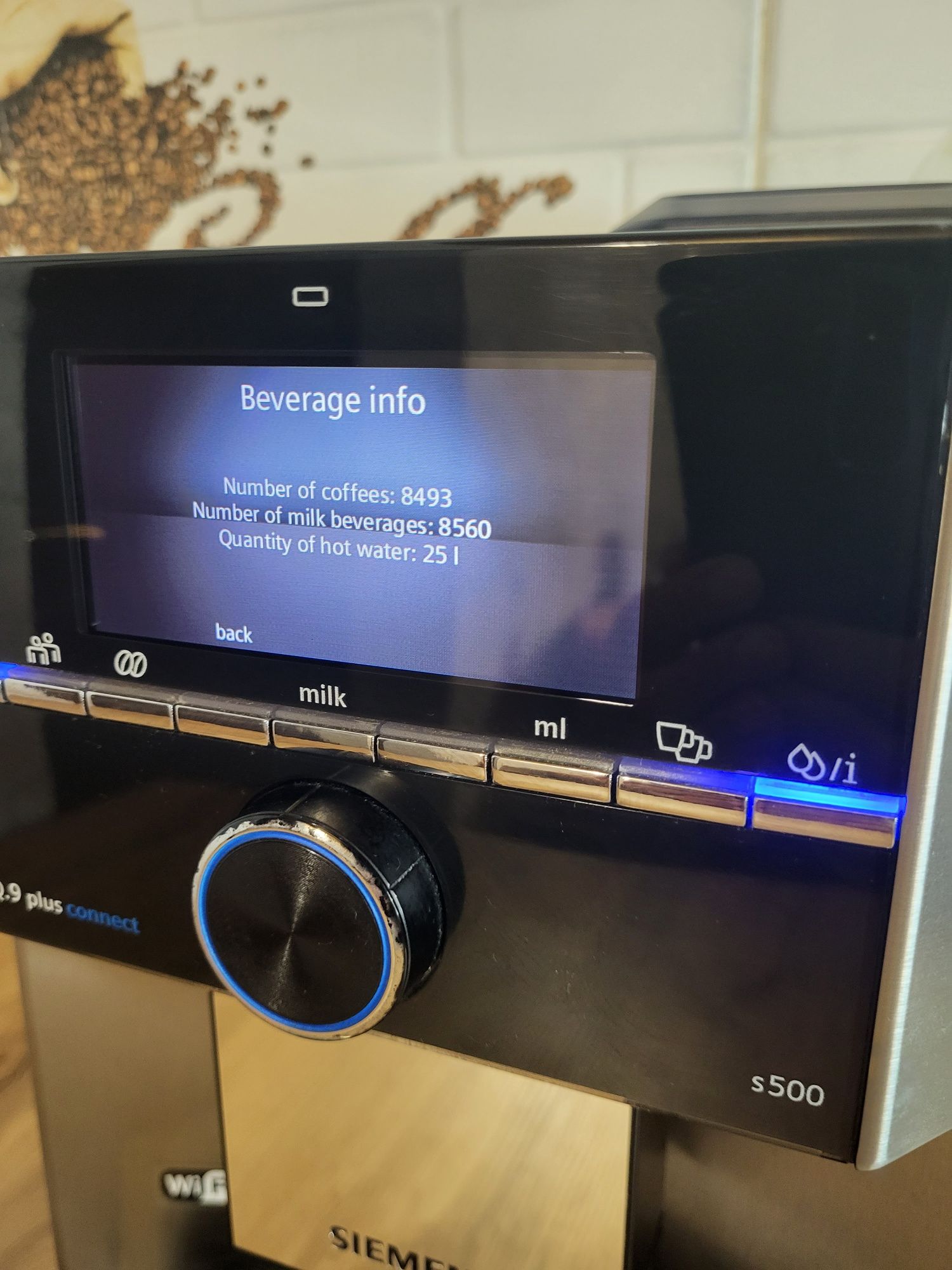 Кофеварка кофемашина Siemens EQ 9 Plus S500 Wi-Fi
