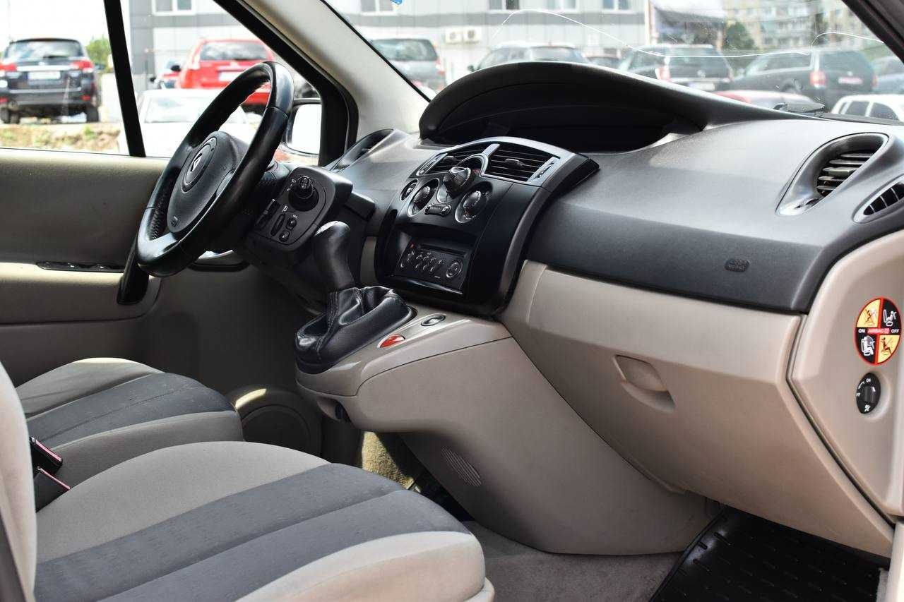 Renault Scenic 2005р. 1.6 бензин, обмін [Перший внесок від 20%]