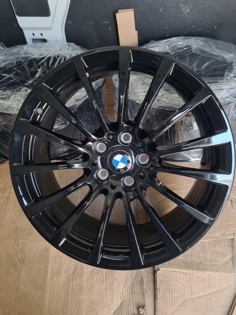 Komplet nowe  felgi orginał BMW 8j r18 5 g30 g31 3 g20 g21 5x112