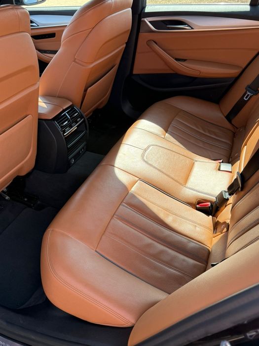 Bmw 520d line luxury auto