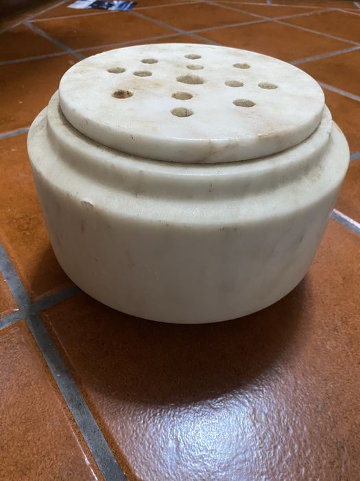 Floreira em marmore optimo estado