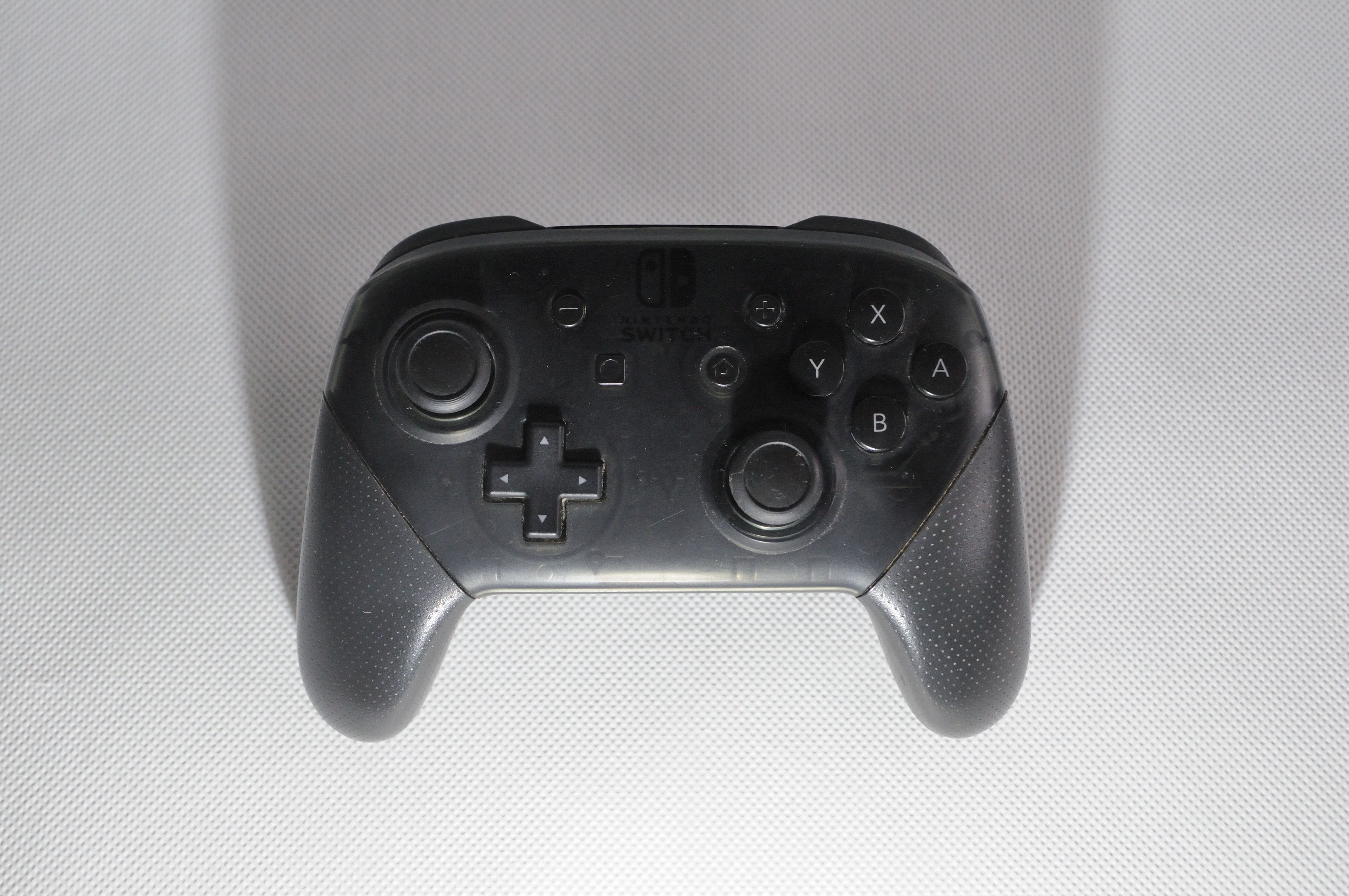 Nintendo Switch Pro Controller