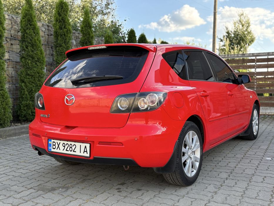 Mazda 3     1.6 газ/бензин