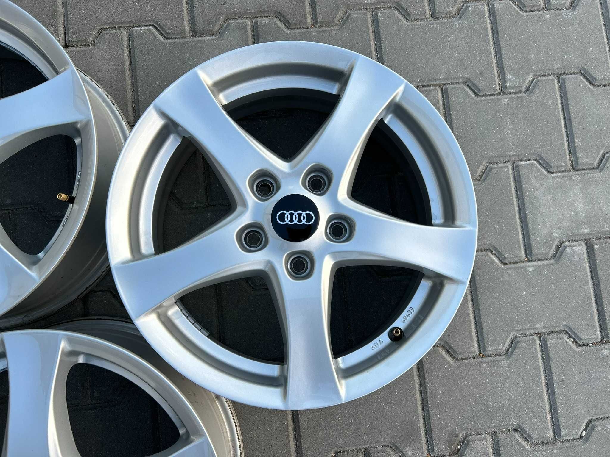 alufelgi r16 5x112 AUDI A3 8V 8P 8Y A4 b5 b6 b7 Q2 Q3