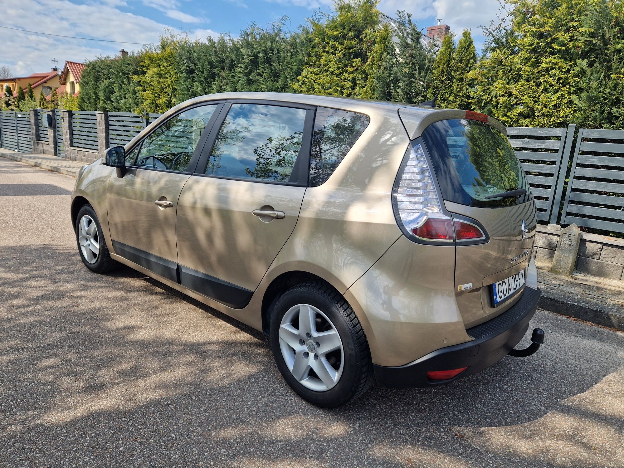 Renault Scenic III lift 1.2 TCE benzyna 115 KM 2013 rok