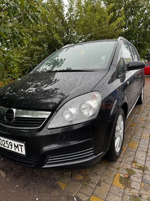 Opel Zafira 1.8 бензин / 7 мест / 2006 г. – сел и поехал!