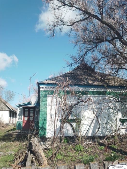 Продам будинок біля лісу та ставка