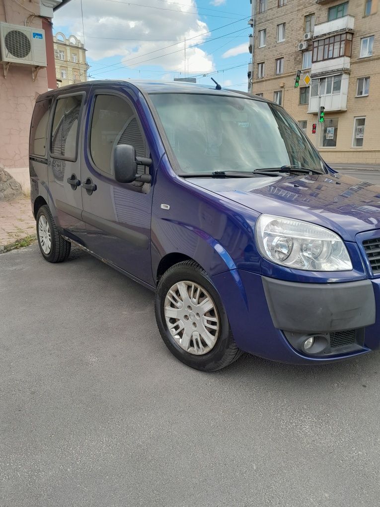 Продам Fiat Doblo Panorama 2007