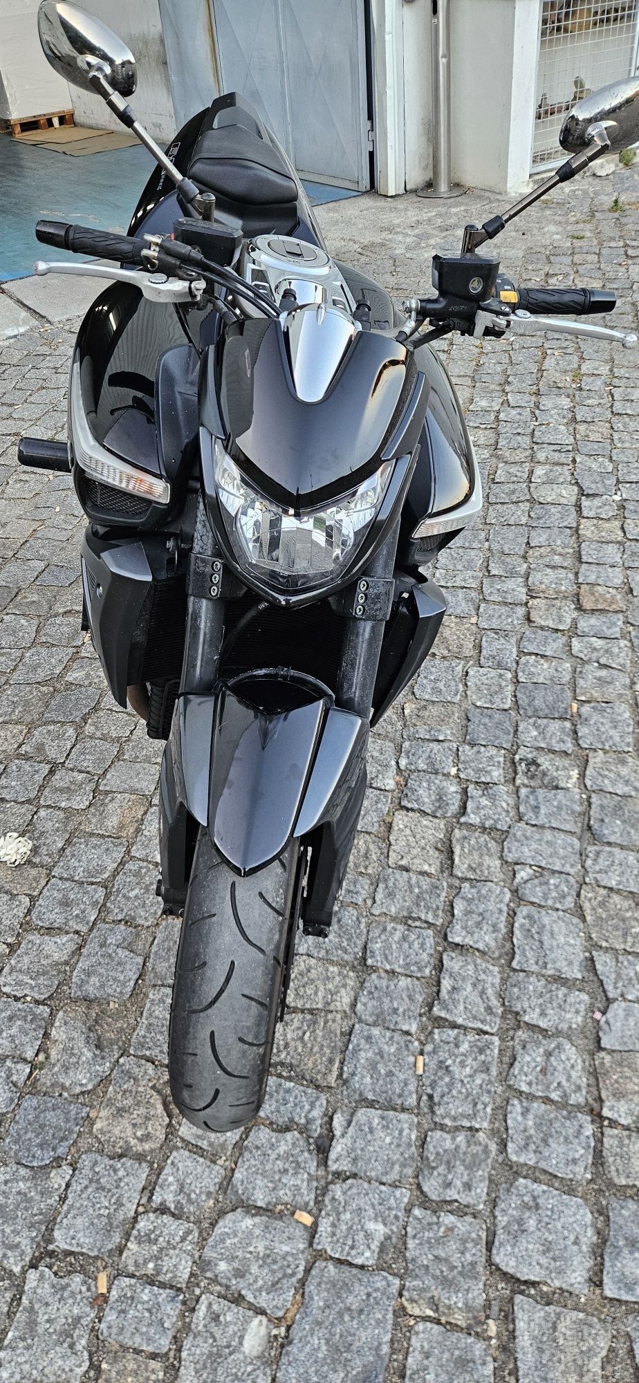 Suzuki b-king 1340