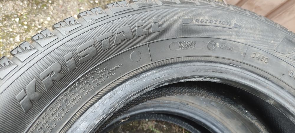 Opony zimowe z 2015r 6mm 185/65/15 Fulda N