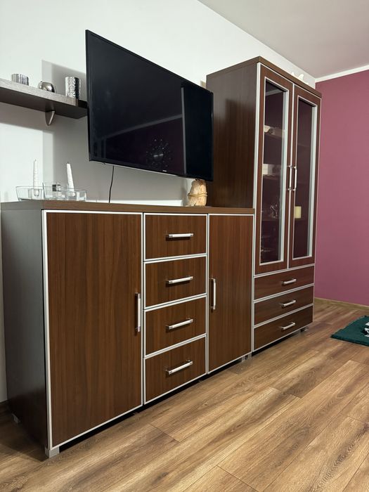 Elegancki zestaw mebli - stan bardzo dobry