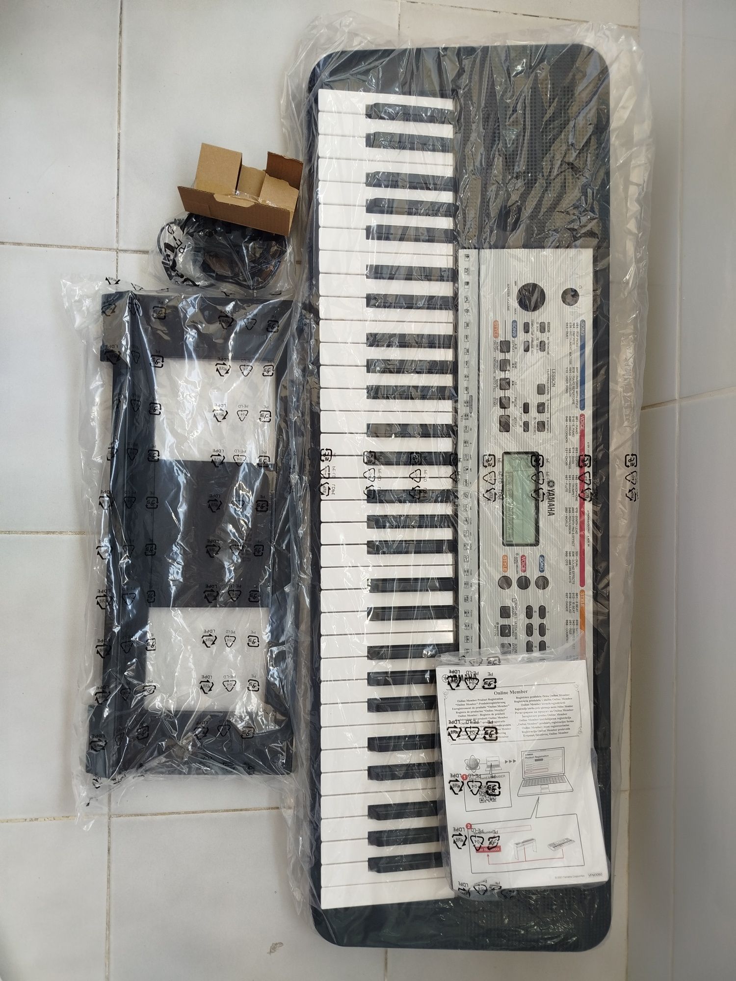 Teclado Yamaha YPT-260