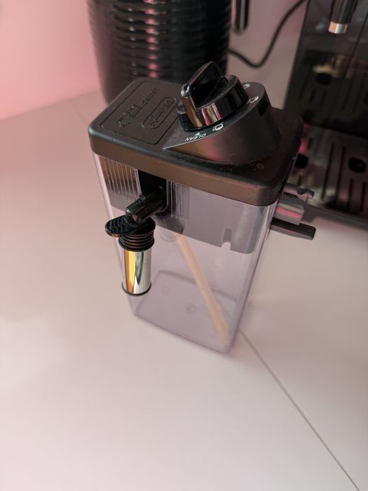 Ekspres do kawy delonghi dinamica