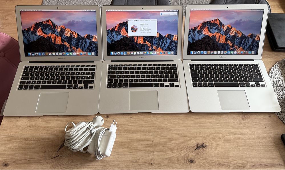 3x Apple MacBook Air 13 Intel Core i5 BDB Stan