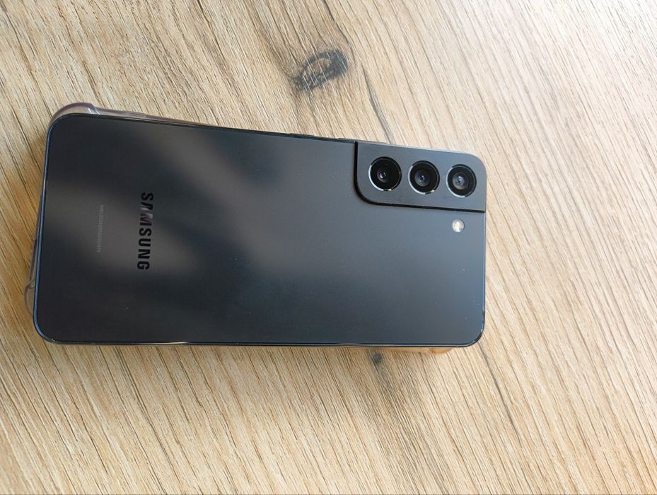 Oneplus 12 12/256 global, Samsung s22 8/128 Snapdragon