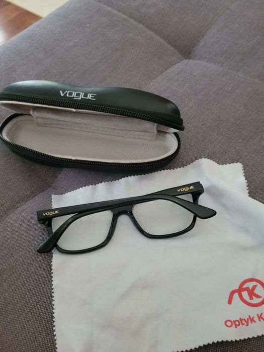 Czarne oprawki Vogue 2714 W44, 52, 16