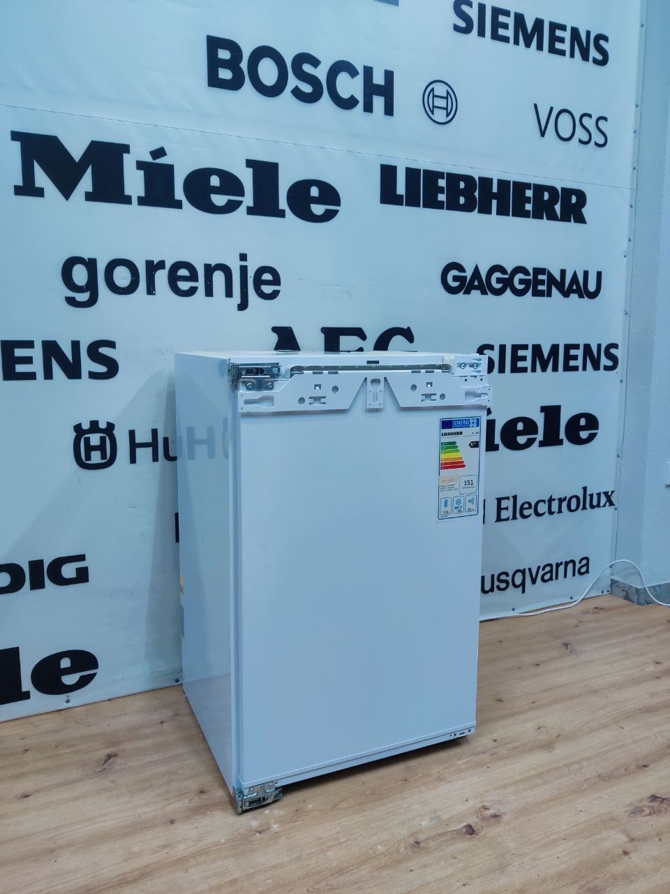 Вбудований холодильник LIEBHERR™ IK 1614 під стільницю чи в пенал. Ger