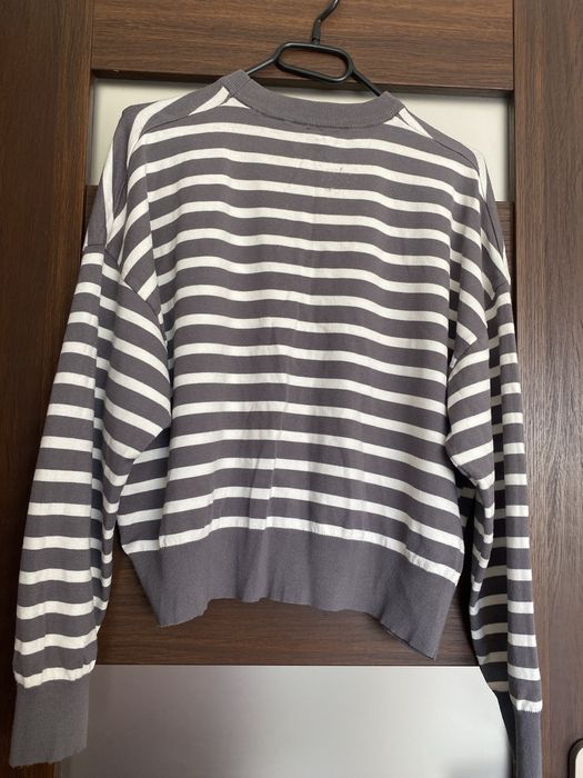 Sweter damski w paski