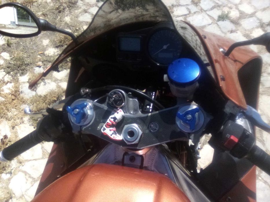 Vendo Yamaha R1 de 99