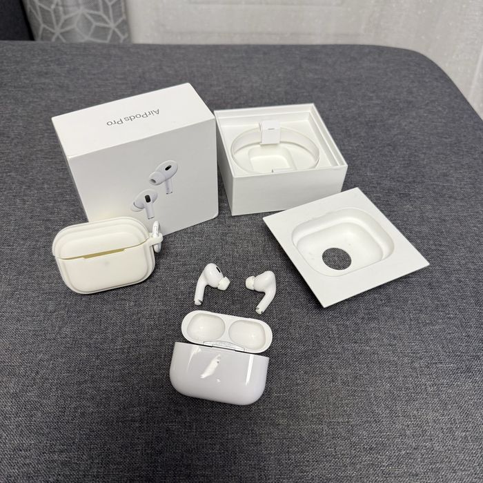 Навушники вкладиши Apple Airpods Pro 2