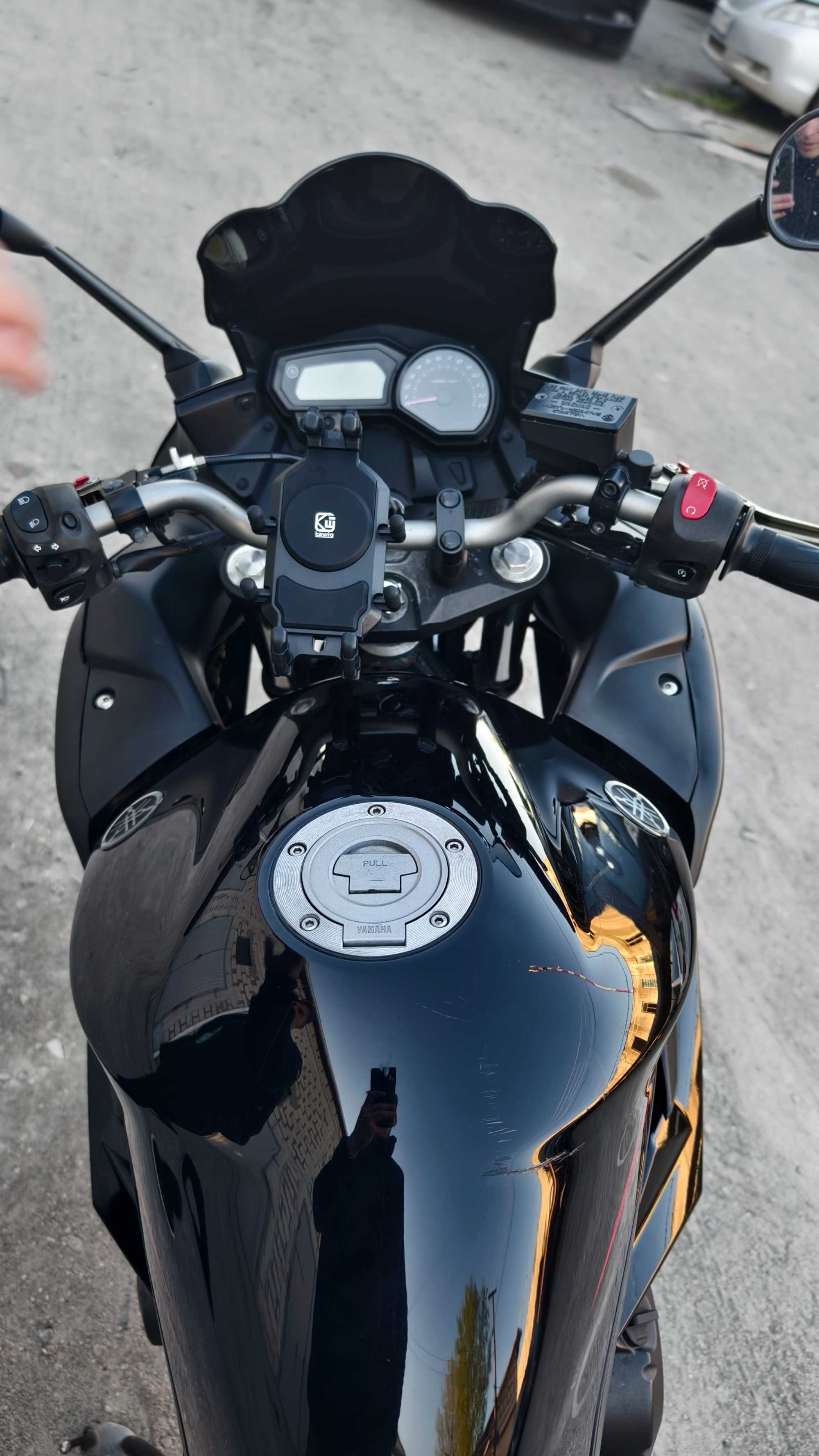Yamaha fz6r 2012