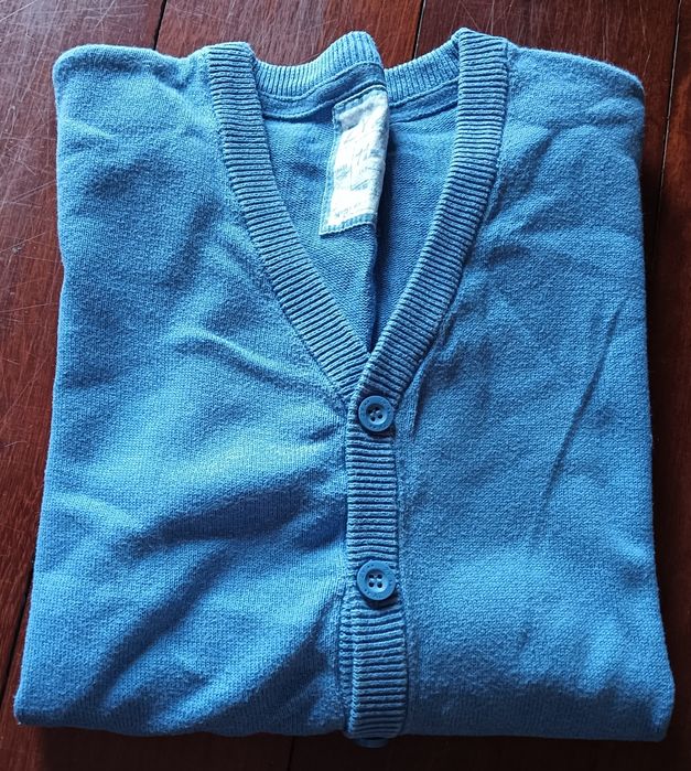 Casaco azul leve e fresco