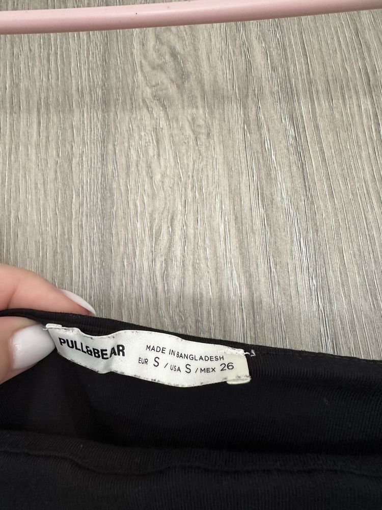 Czarny klasyczny top xxs pull&bear bawełniany na ramiączka bez metek