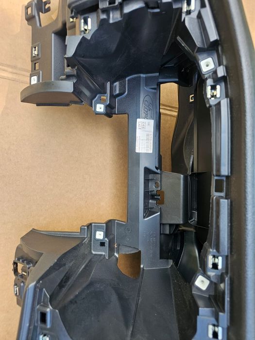 Konsola deska rozdzielcza kokpit pulpit Ford transit Custom Mk8 Lift E