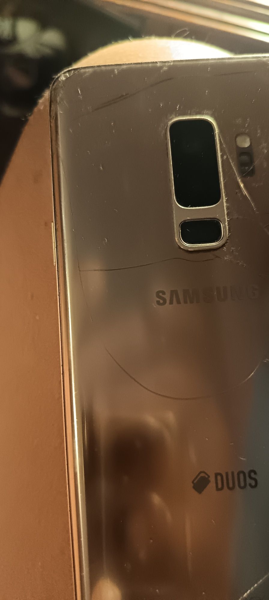 Vendo s9plus tá partido mas a funcionar