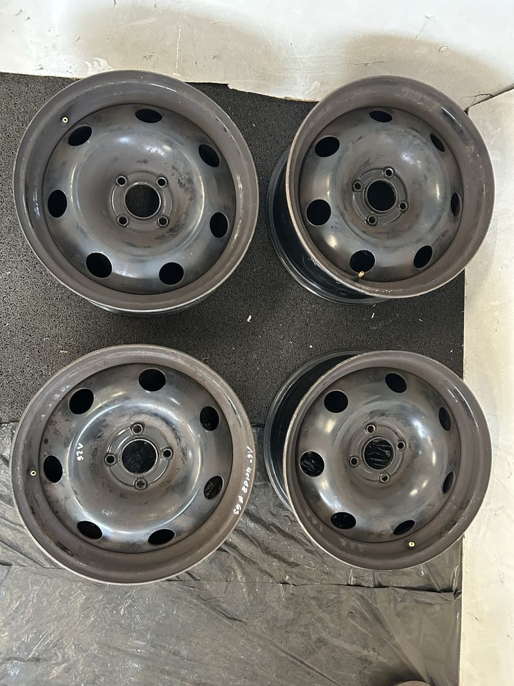 Felgi stalowe stalówki r 16 4x108 otwór 66