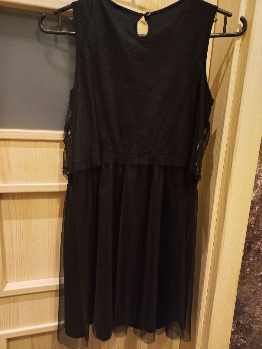 Sukienka czarna tiul cekiny Kappahl 134