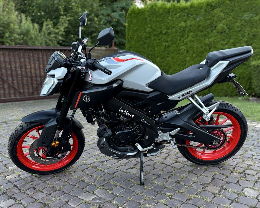 YAMAHA MT 125, Kat. A1/B, Motocykl 125cm3! (RC DUKE CBR YZF)