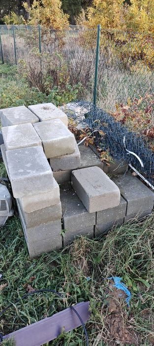 44 bloczki fundamentowe