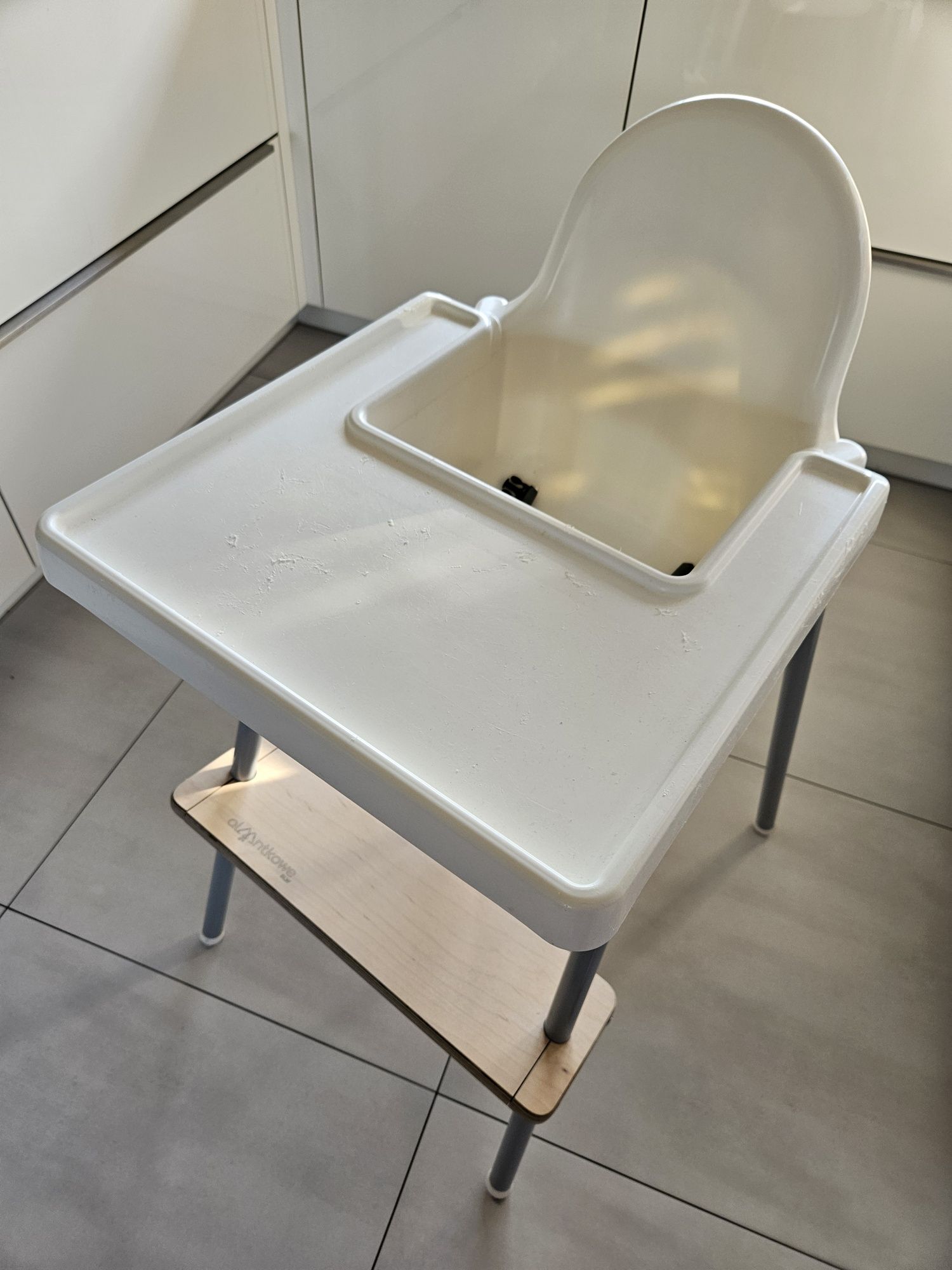 Krzesełko do karmienia Antilop Ikea z podnóżkiem Alaantkowe