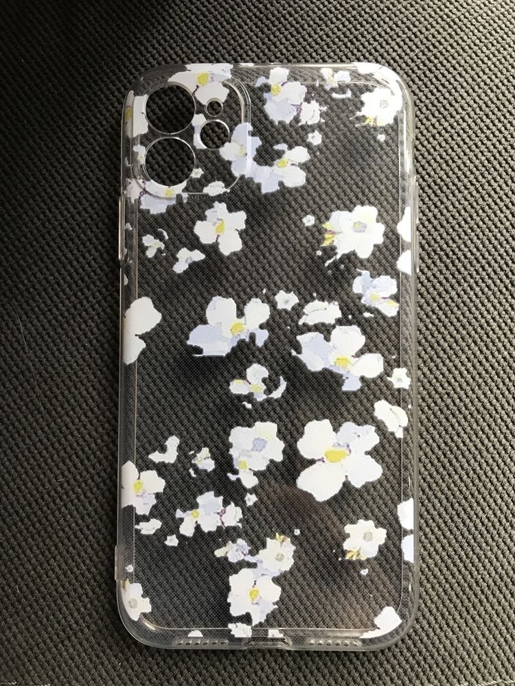 Etui iPhone 11 - 2 rodzaje